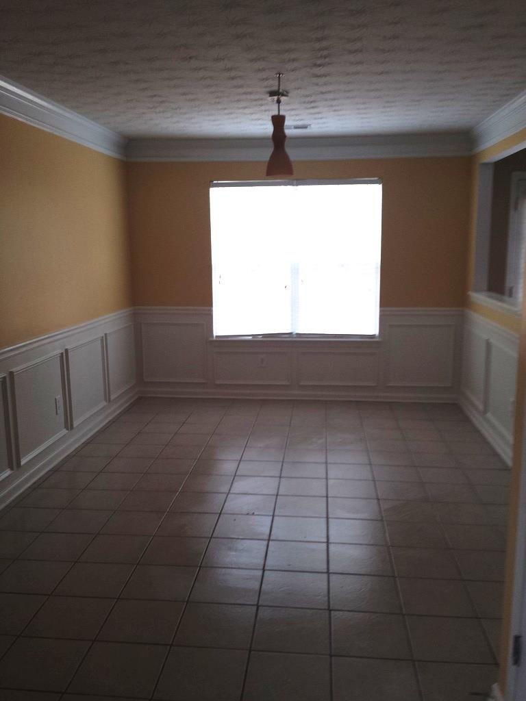 11256 James Madison Dr, Hampton, GA 30228 photo 5