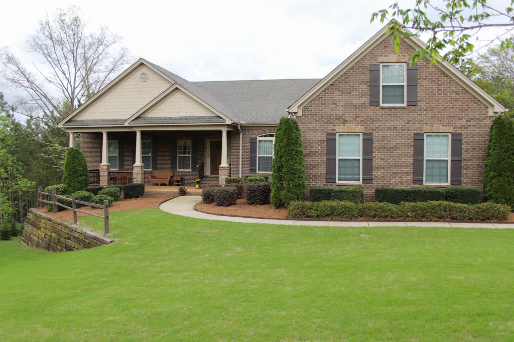 285 Patrick Cir, Suwanee, GA 30024 photo 1