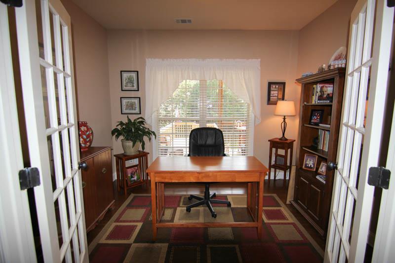 285 Patrick Cir, Suwanee, GA 30024 photo 9