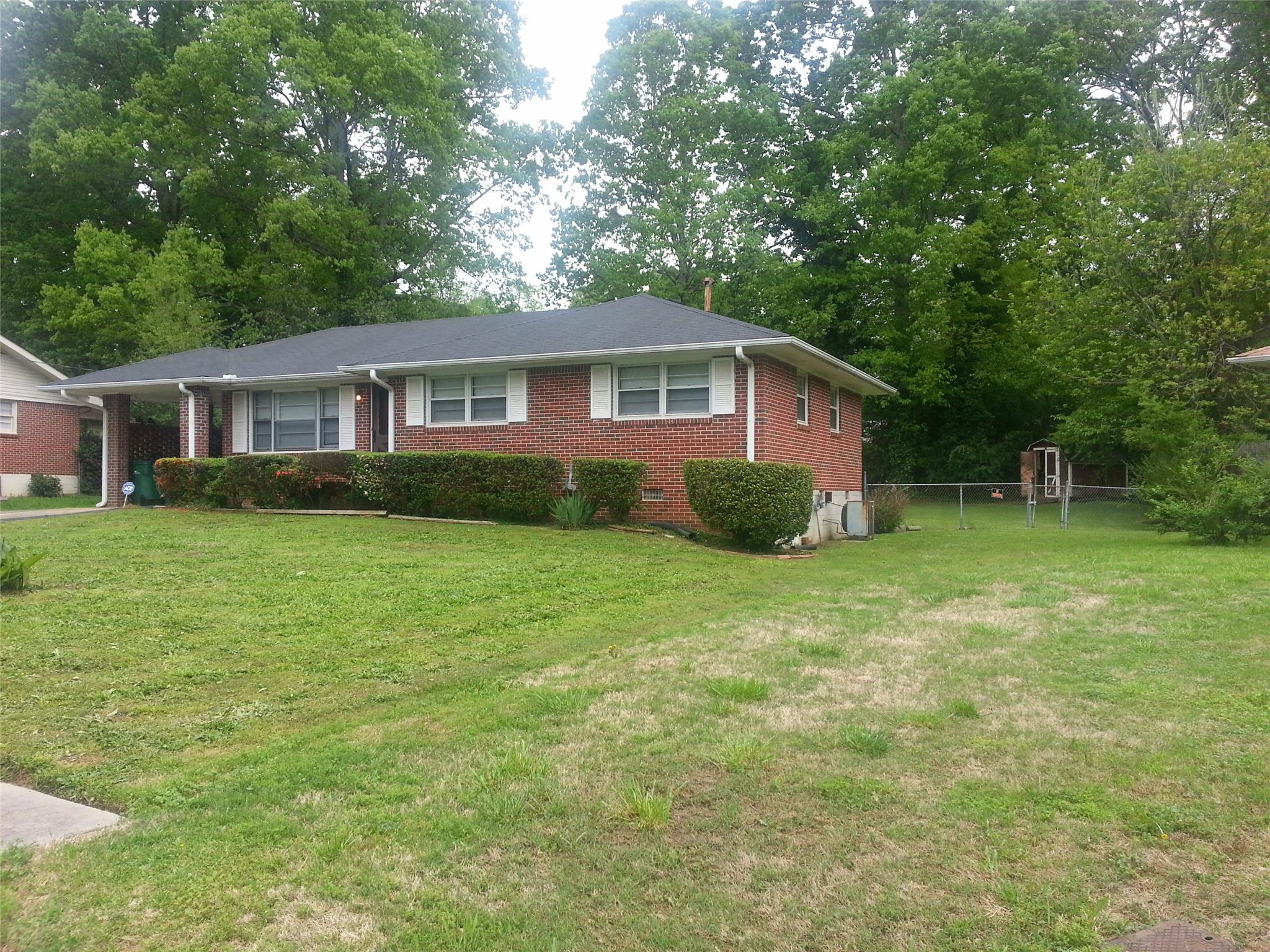 5200 Laurel Cir, Morrow, GA 30260 photo 3