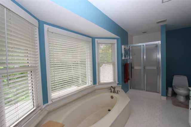 2736 Summercrest Ln, Duluth, GA 30096 photo 16