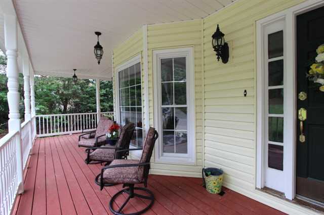 2736 Summercrest Ln, Duluth, GA 30096 photo 3