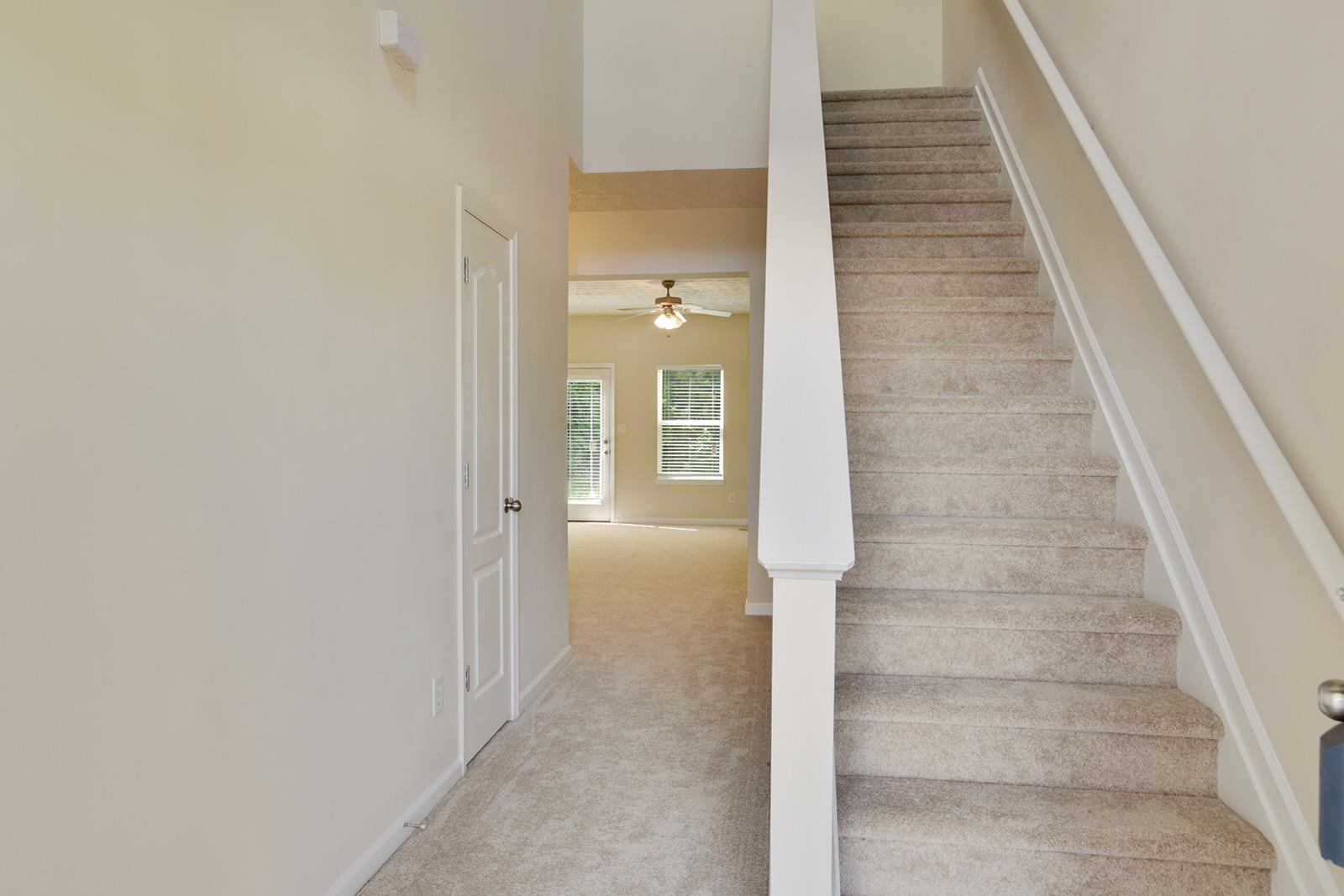 4748 Mcever View Dr, Buford, GA 30518 photo 2