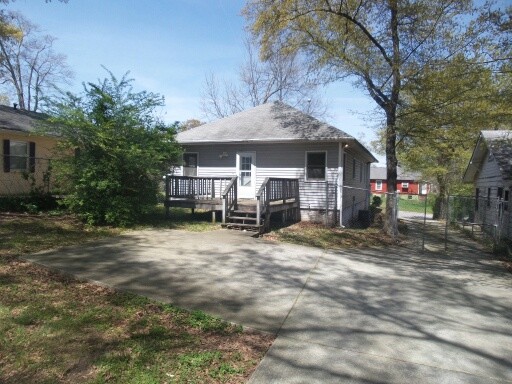 882 Custer St, Atlanta, GA 30354 photo 4