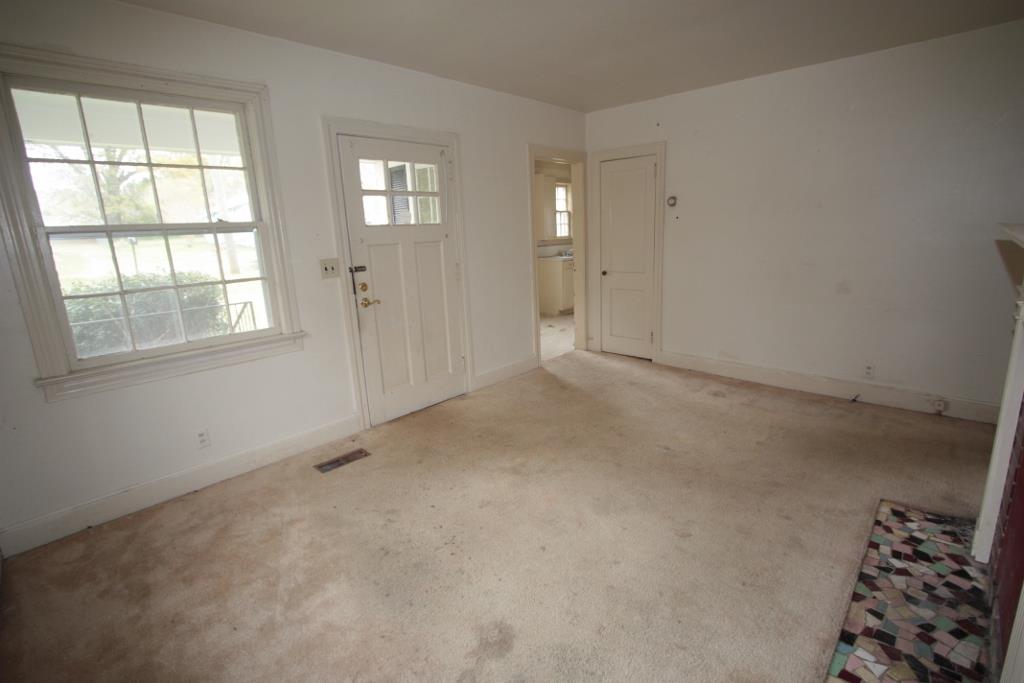 306 N Lee St, Lagrange, GA 30240 photo 11