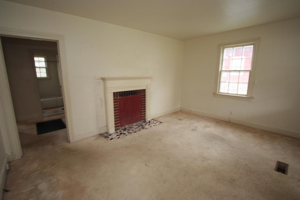 306 N Lee St, Lagrange, GA 30240 photo 5