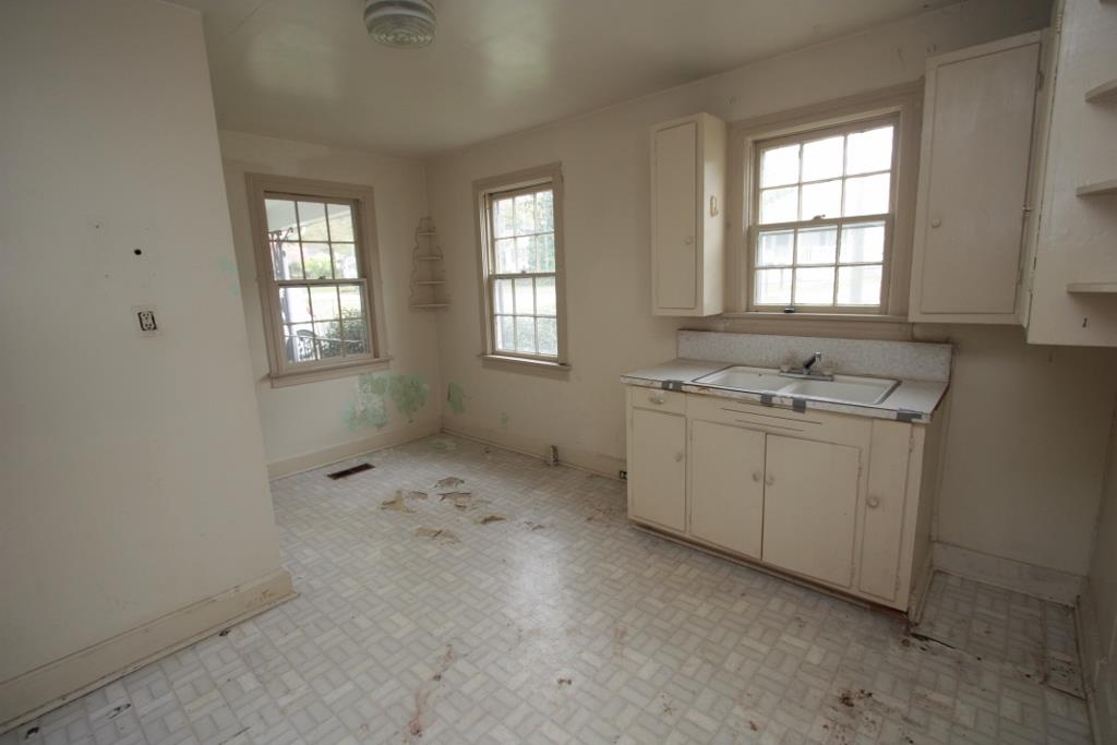306 N Lee St, Lagrange, GA 30240 photo 3