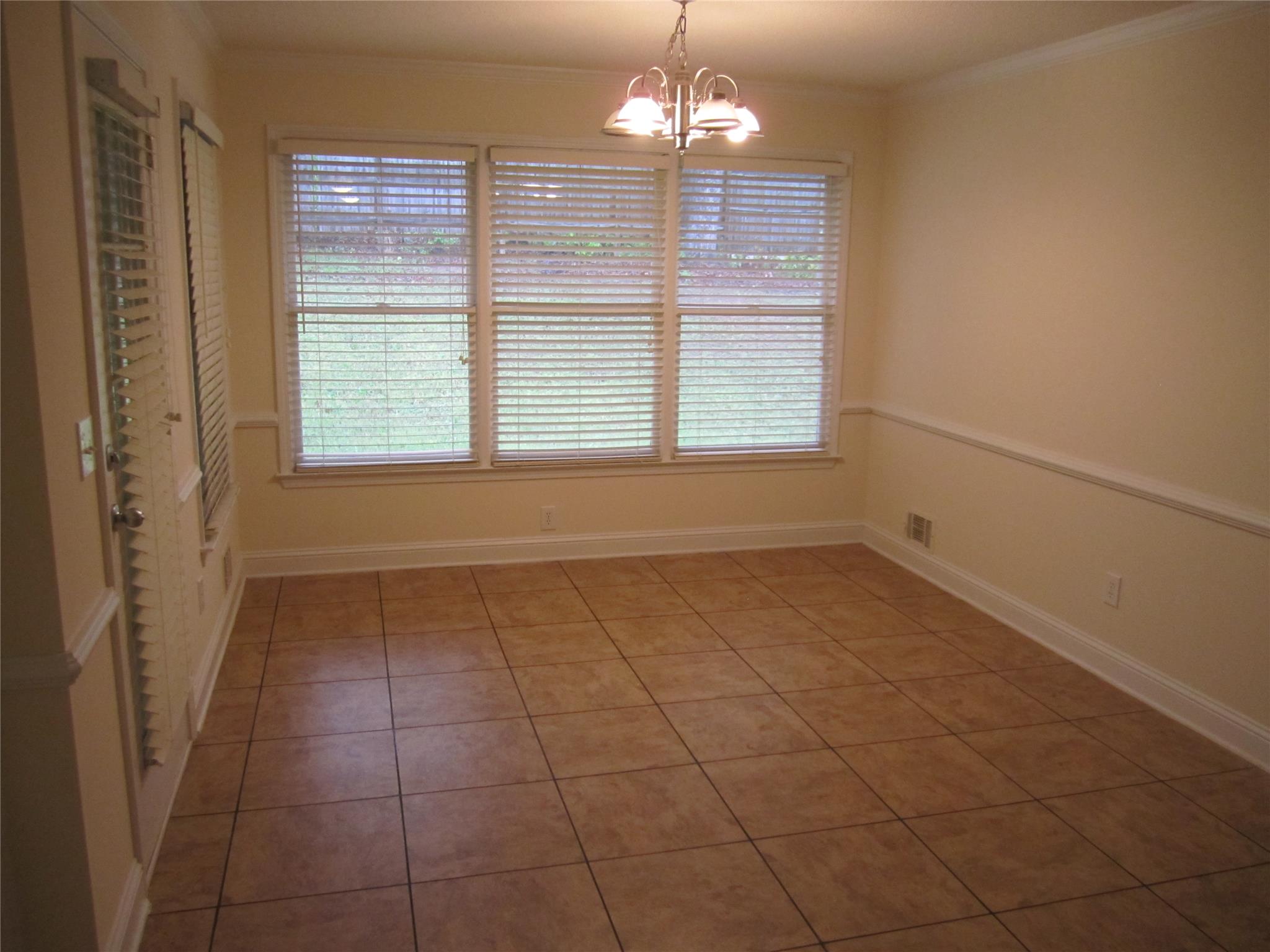 125 Rodney Way, Covington, GA 30016 photo 8