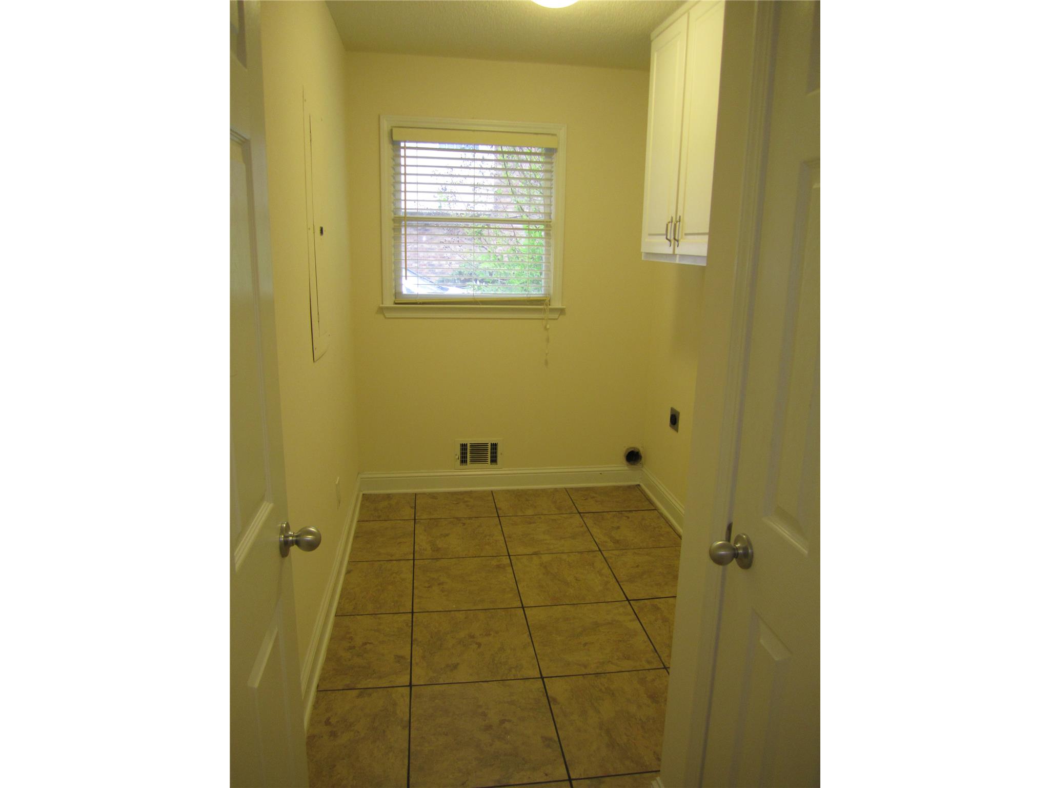 125 Rodney Way, Covington, GA 30016 photo 9
