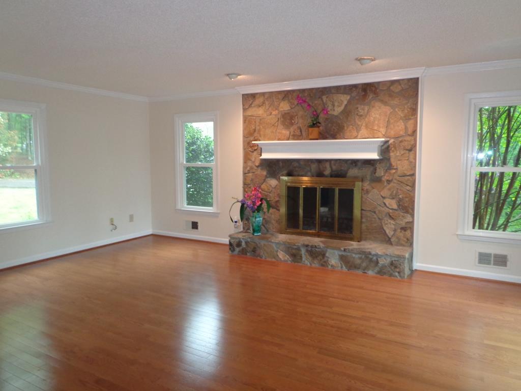 6 Golf Ln, Newnan, GA 30263 photo 4
