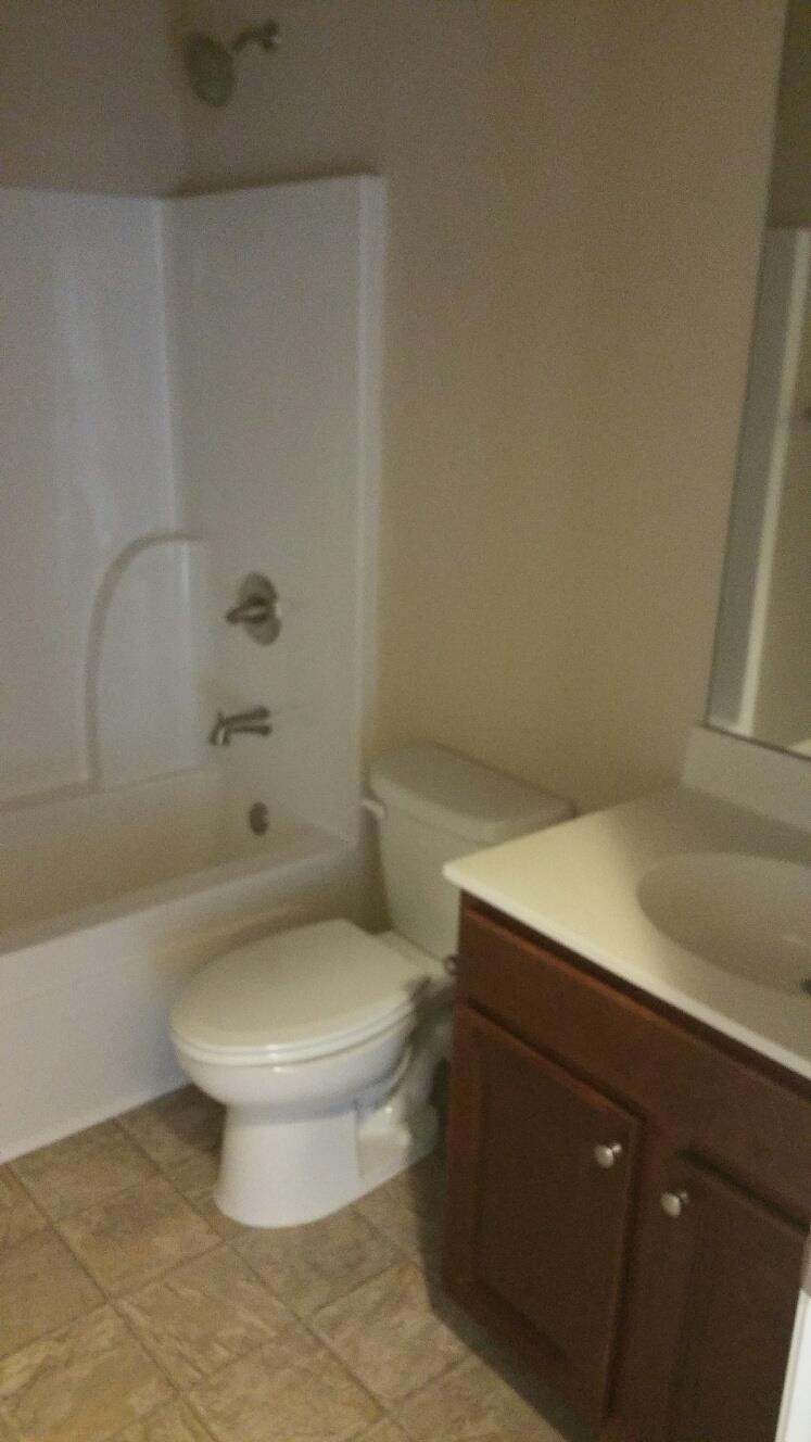 5006 Summersun Dr, Morrow, GA 30260 photo 4