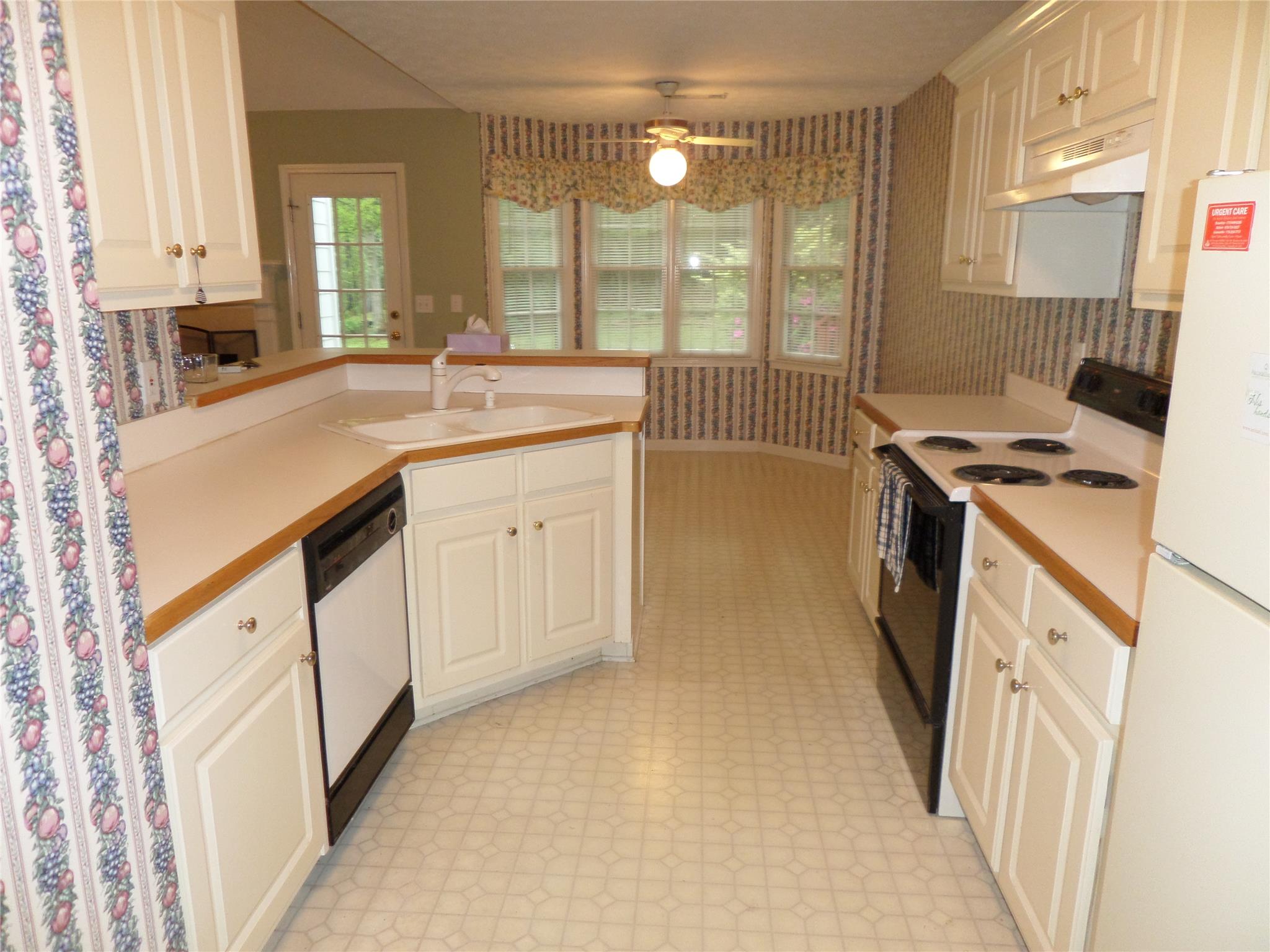 2859 Thompson Mill Rd, Buford, GA 30519 photo 8