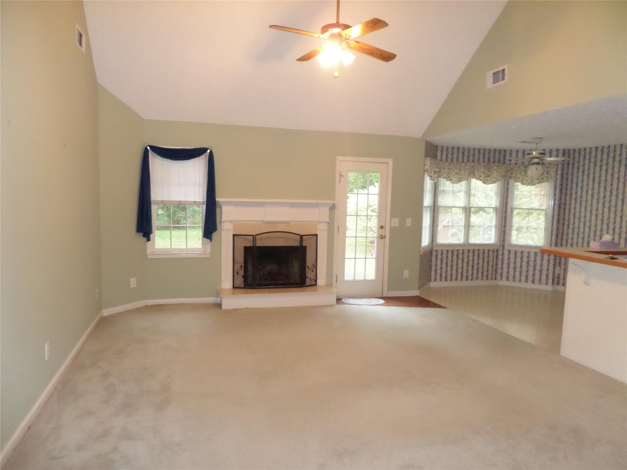 2859 Thompson Mill Rd, Buford, GA 30519 photo 4