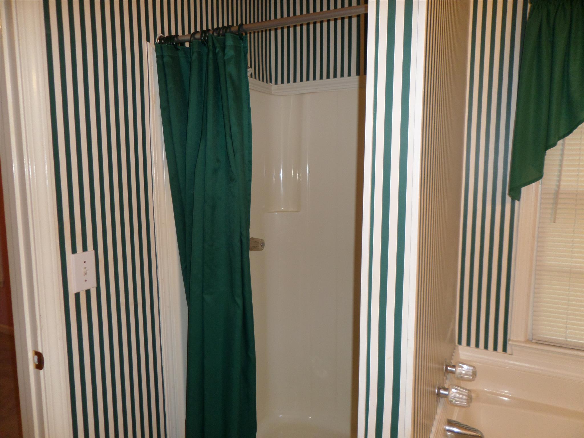 2859 Thompson Mill Rd, Buford, GA 30519 photo 17