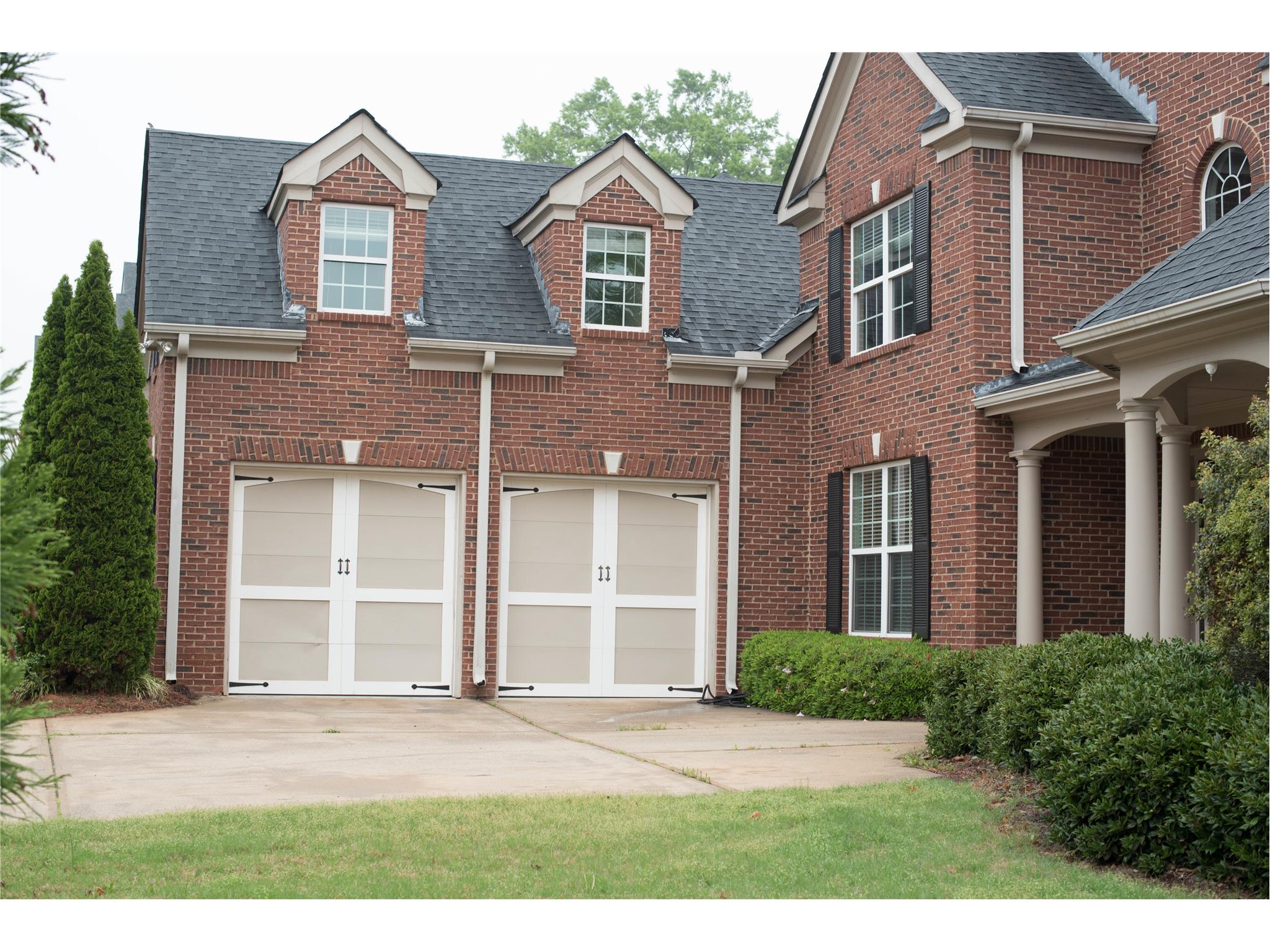 8151 Crestview Dr, Covington, GA 30014 photo 2