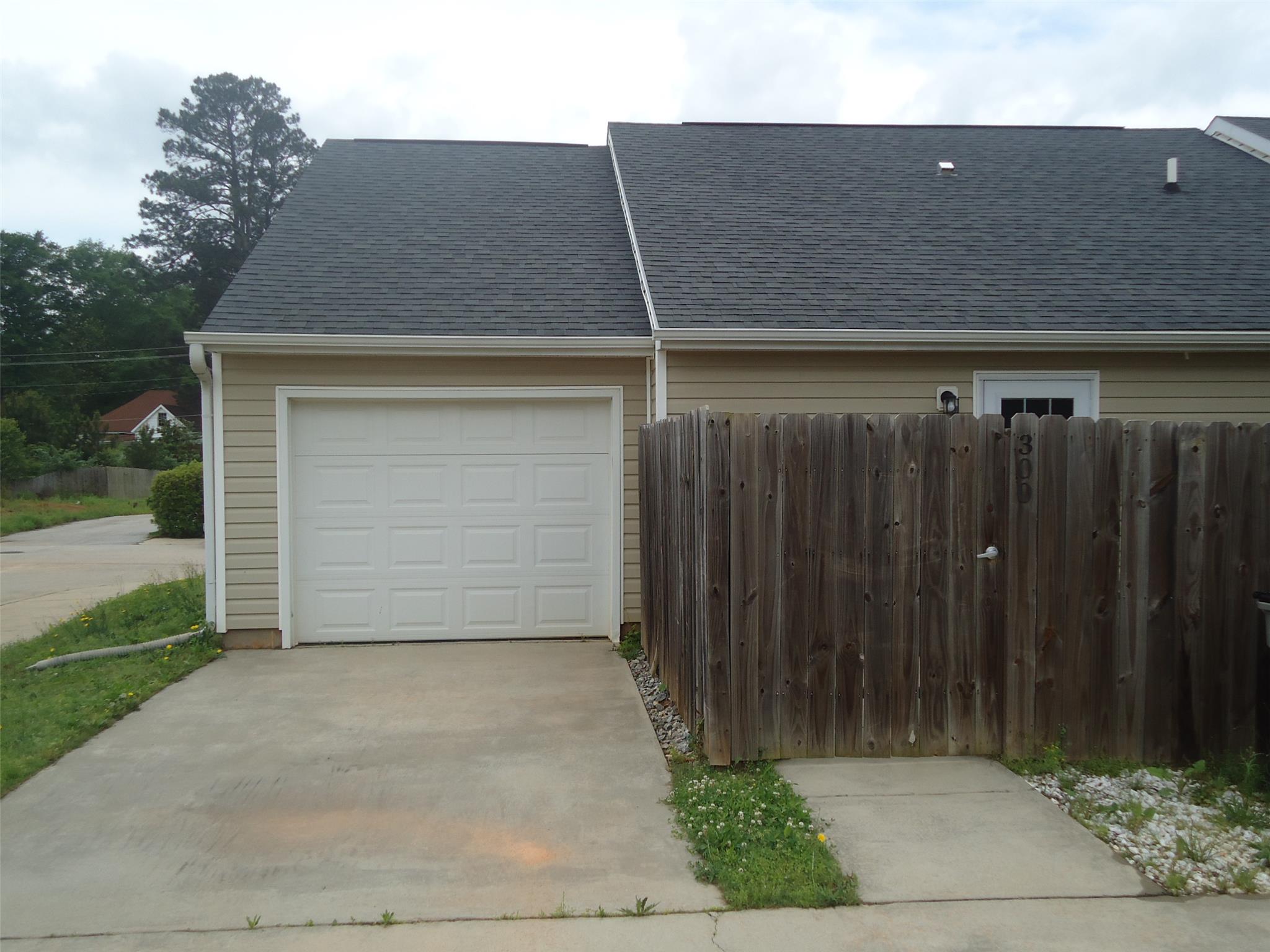 300 Lenox Cir, Lagrange, GA 30241 photo 15
