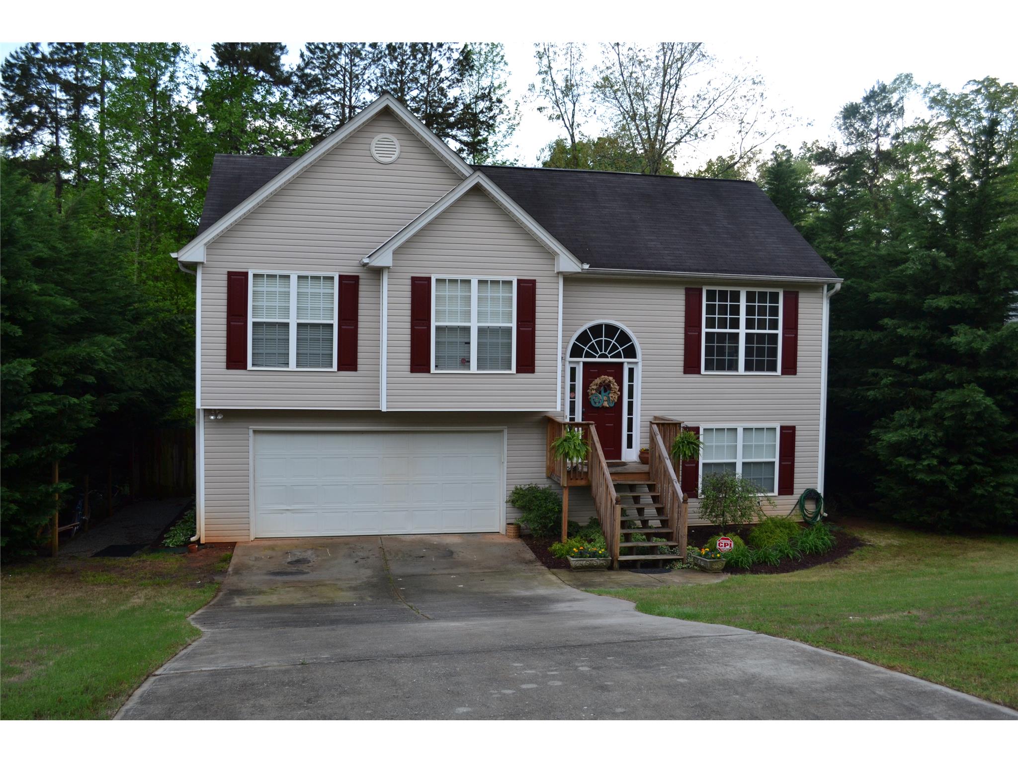 302 Arlington Ln, Commerce, GA 30529 photo 1