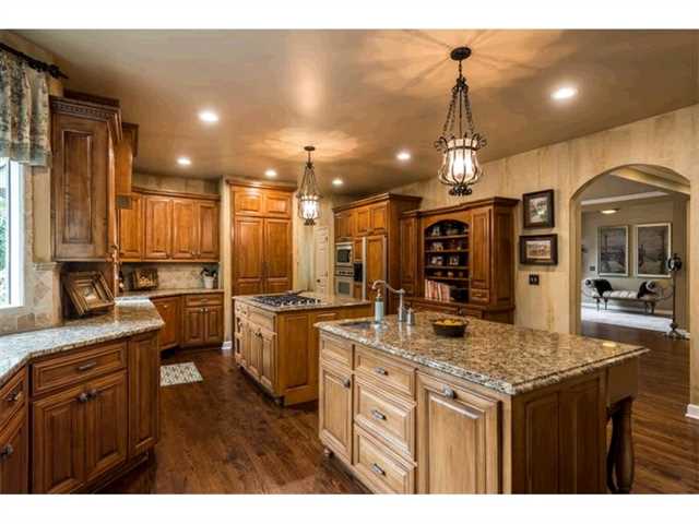 7555 Wentworth Dr, Duluth, GA 30097 photo 6