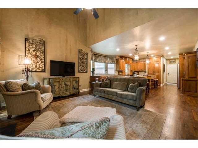 7555 Wentworth Dr, Duluth, GA 30097 photo 4