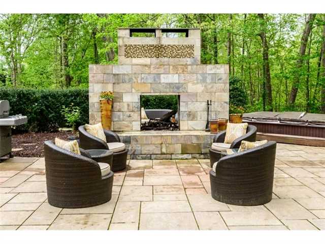 7555 Wentworth Dr, Duluth, GA 30097 photo 9