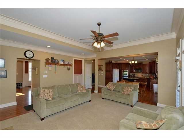 1484 Wild Rye Ln, Grayson, GA 30017 photo 9