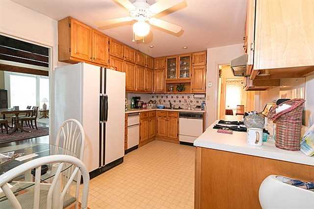2984 Hilltop Dr, Atlanta, GA 30341 photo 7