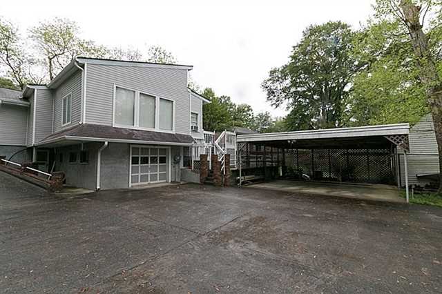 2984 Hilltop Dr, Atlanta, GA 30341 photo 3