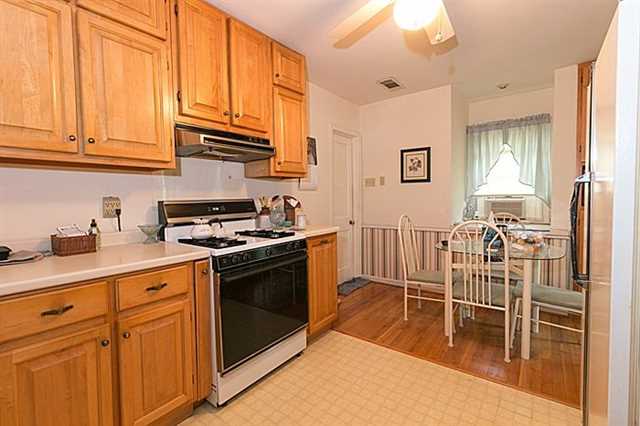 2984 Hilltop Dr, Atlanta, GA 30341 photo 10