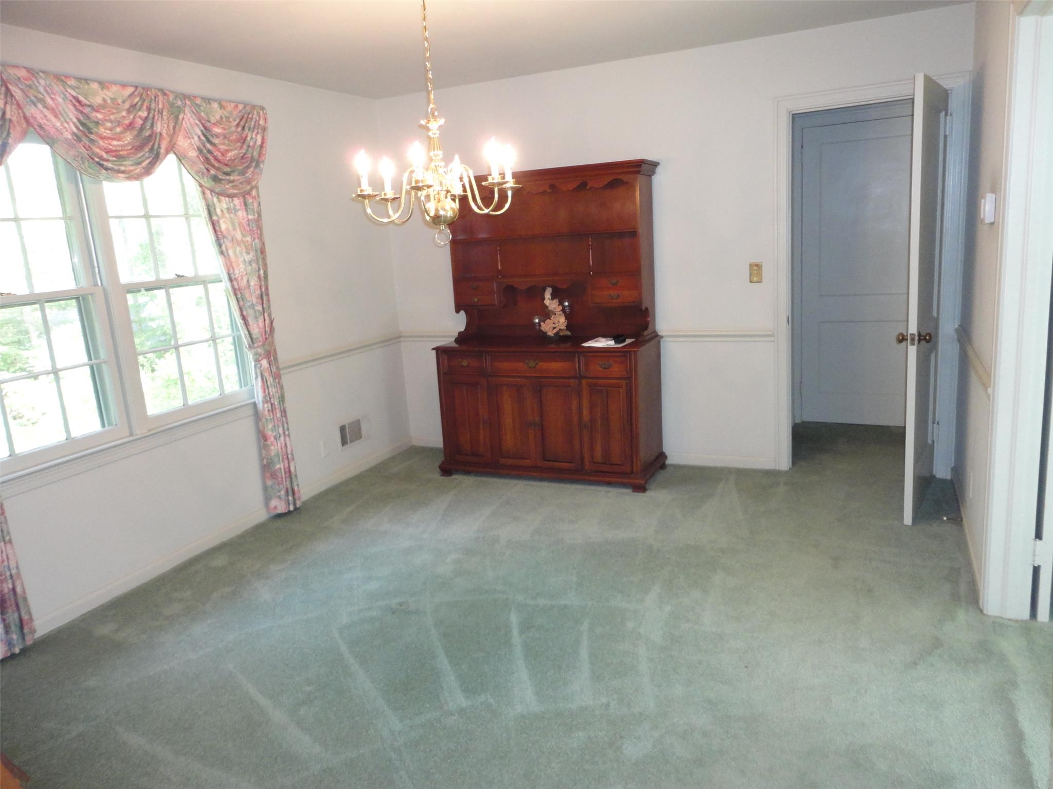 739 Cherokee Rd, Lagrange, GA 30240 photo 8