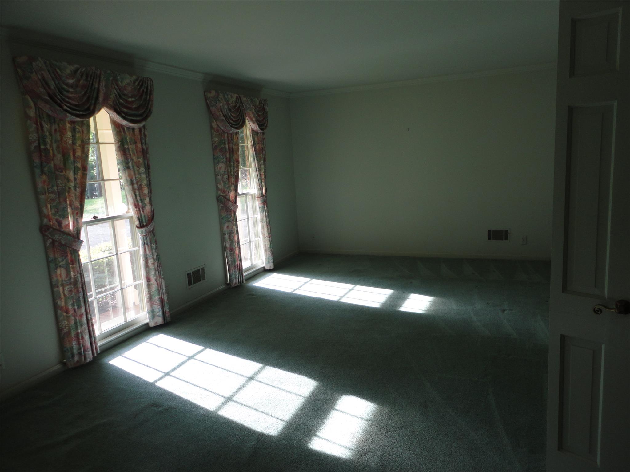 739 Cherokee Rd, Lagrange, GA 30240 photo 9