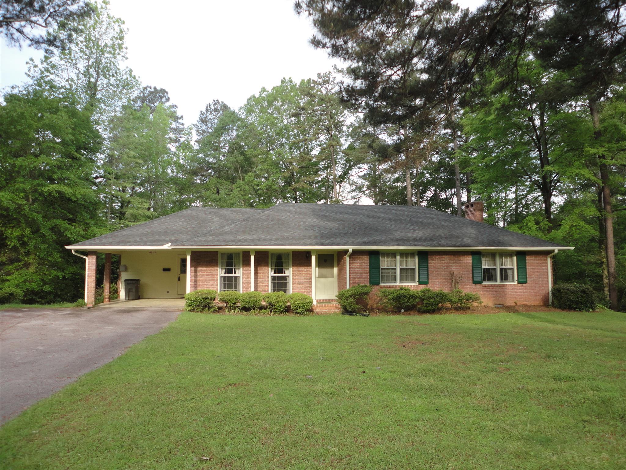 739 Cherokee Rd, Lagrange, GA 30240 photo 1