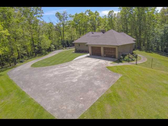 635 Page Pl, Canton, GA 30114 photo 3