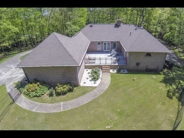 635 Page Pl, Canton, GA 30114 photo 2