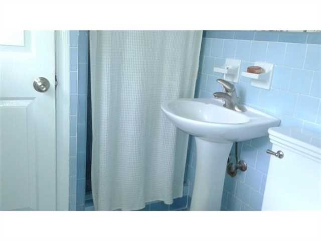 4128 Suzanne Ln, Duluth, GA 30096 photo 15