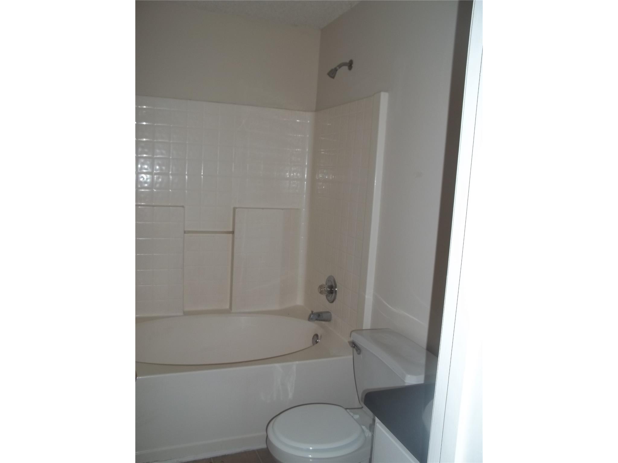 325 E Mcintosh Rd, Griffin, GA 30223 photo 7