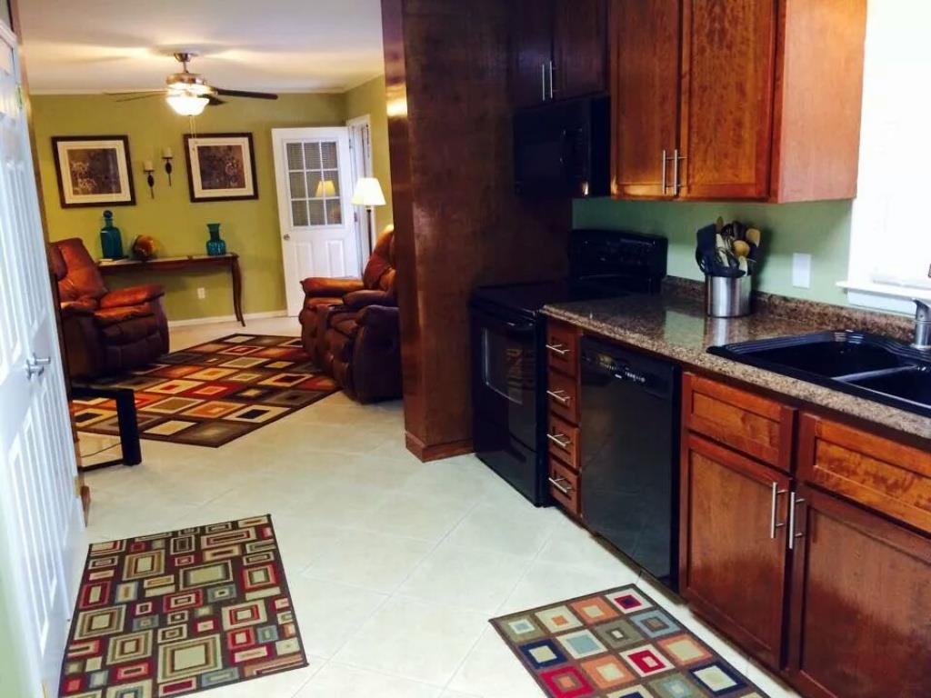 367 Rosedale St, Toccoa, GA 30577 photo 8