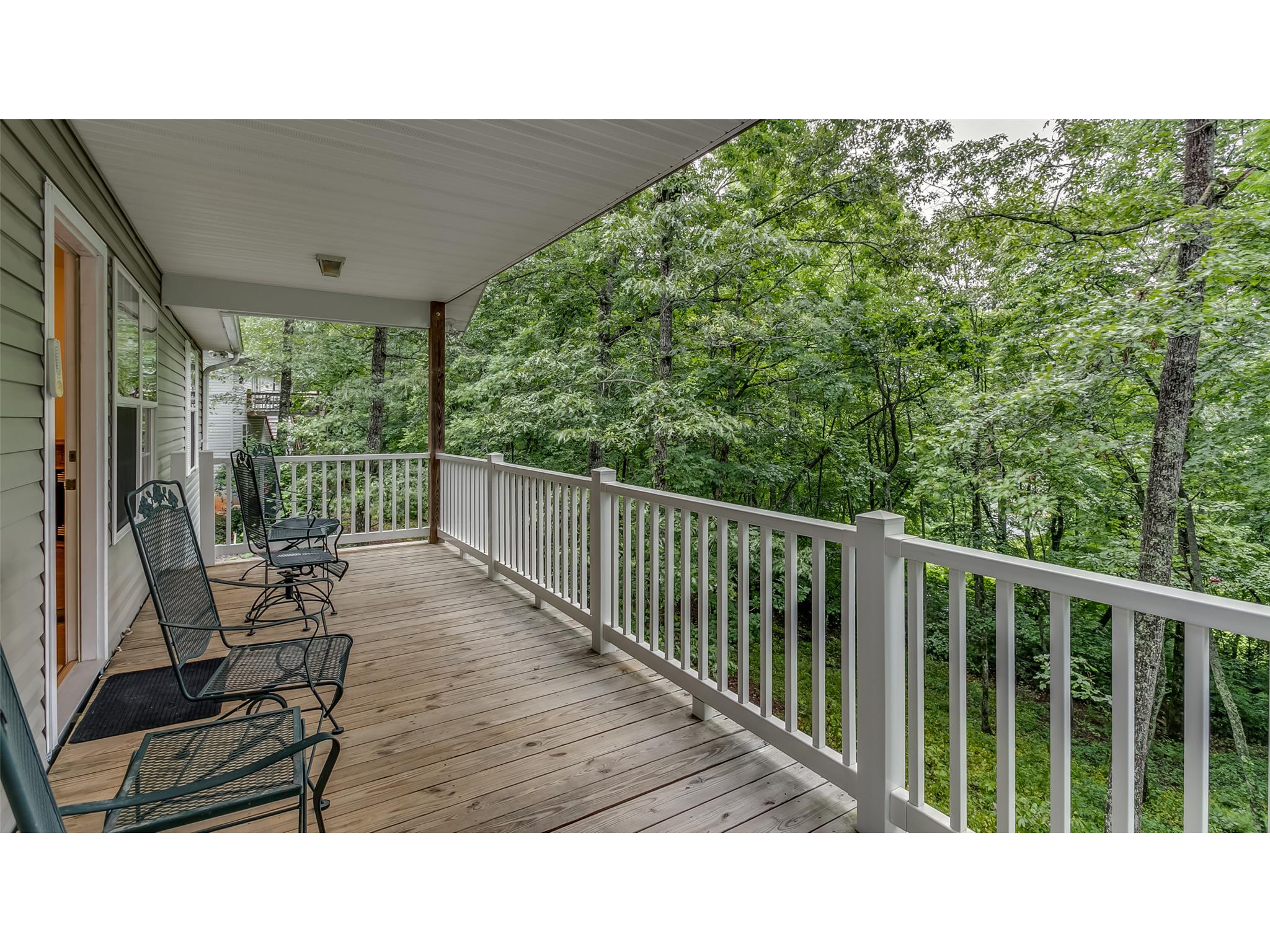 154 White St, Dillard, GA 30537 photo 7