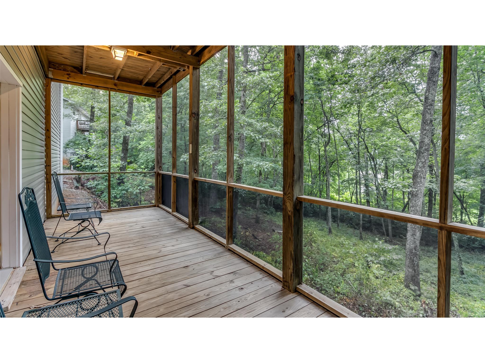 154 White St, Dillard, GA 30537 photo 21
