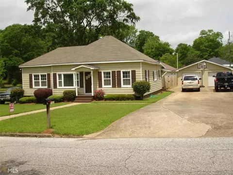 2405 30th St, Valley, AL 36854 photo 2