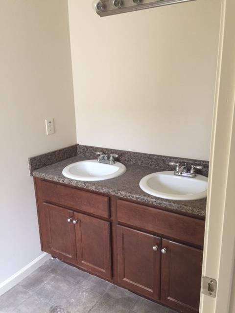 413 Cathedral Dr, Mcdonough, GA 30253 photo 10