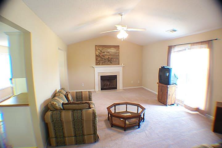 1004 Maggie Dr, Bethlehem, GA 30620 photo 6