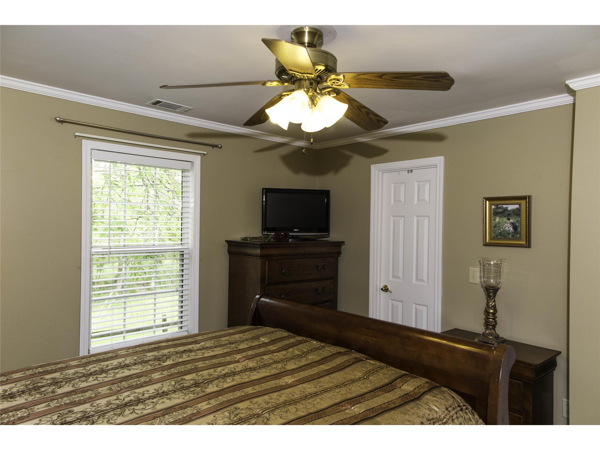 76 E Broad St, Hoschton, GA 30548 photo 21