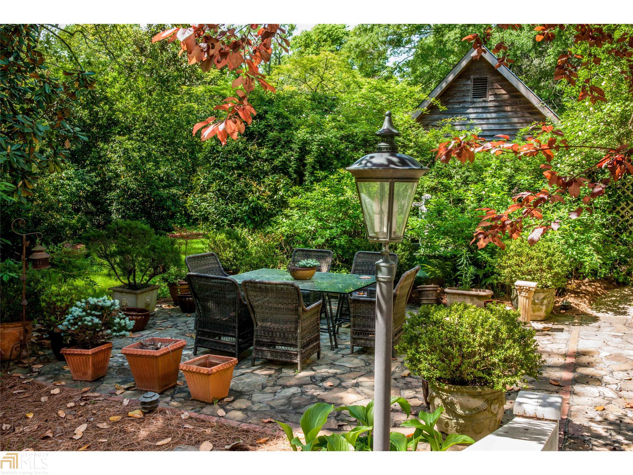 912 Dixie Ave, Madison, GA 30650 photo 4