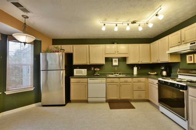 3612 Regency Park Dr, Duluth, GA 30096 photo 3