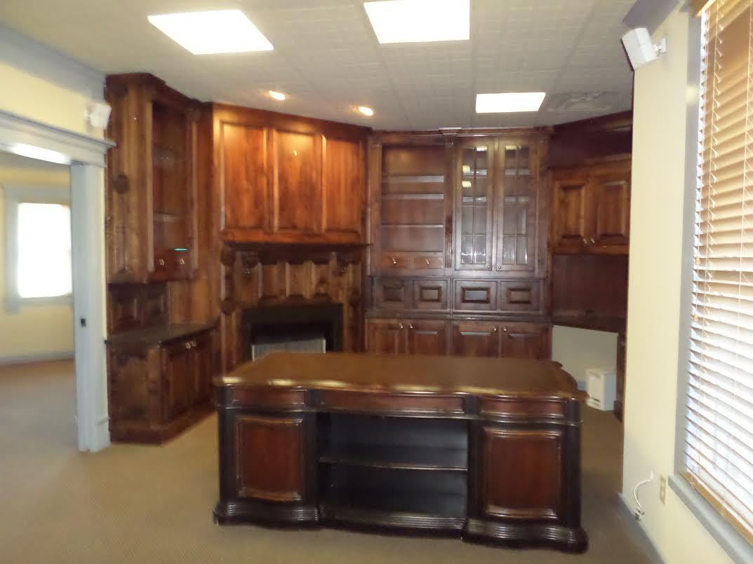 1557 S Broad St, Monroe, GA 30655 photo 5