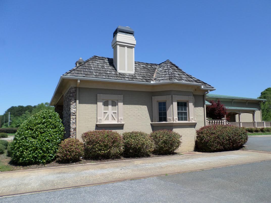 1557 S Broad St, Monroe, GA 30655 photo 2