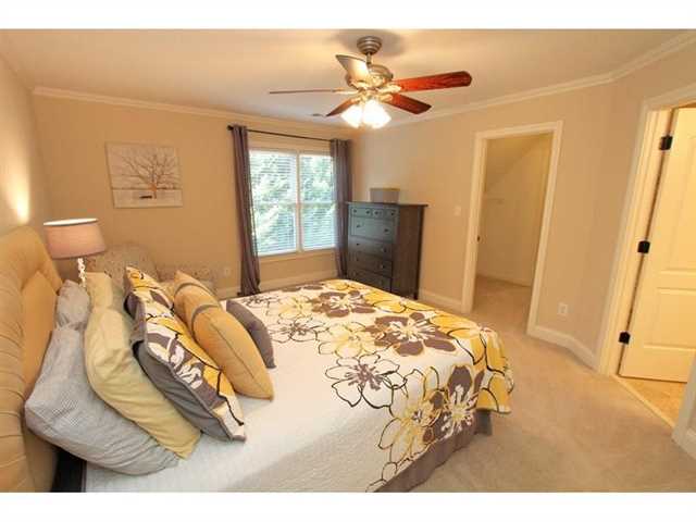 8625 Glasgow Pt, Duluth, GA 30097 photo 18