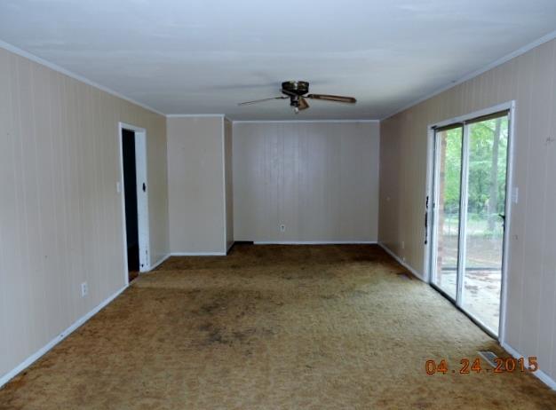 100 Corbin Ave, Warner Robins, GA 31088 photo 3