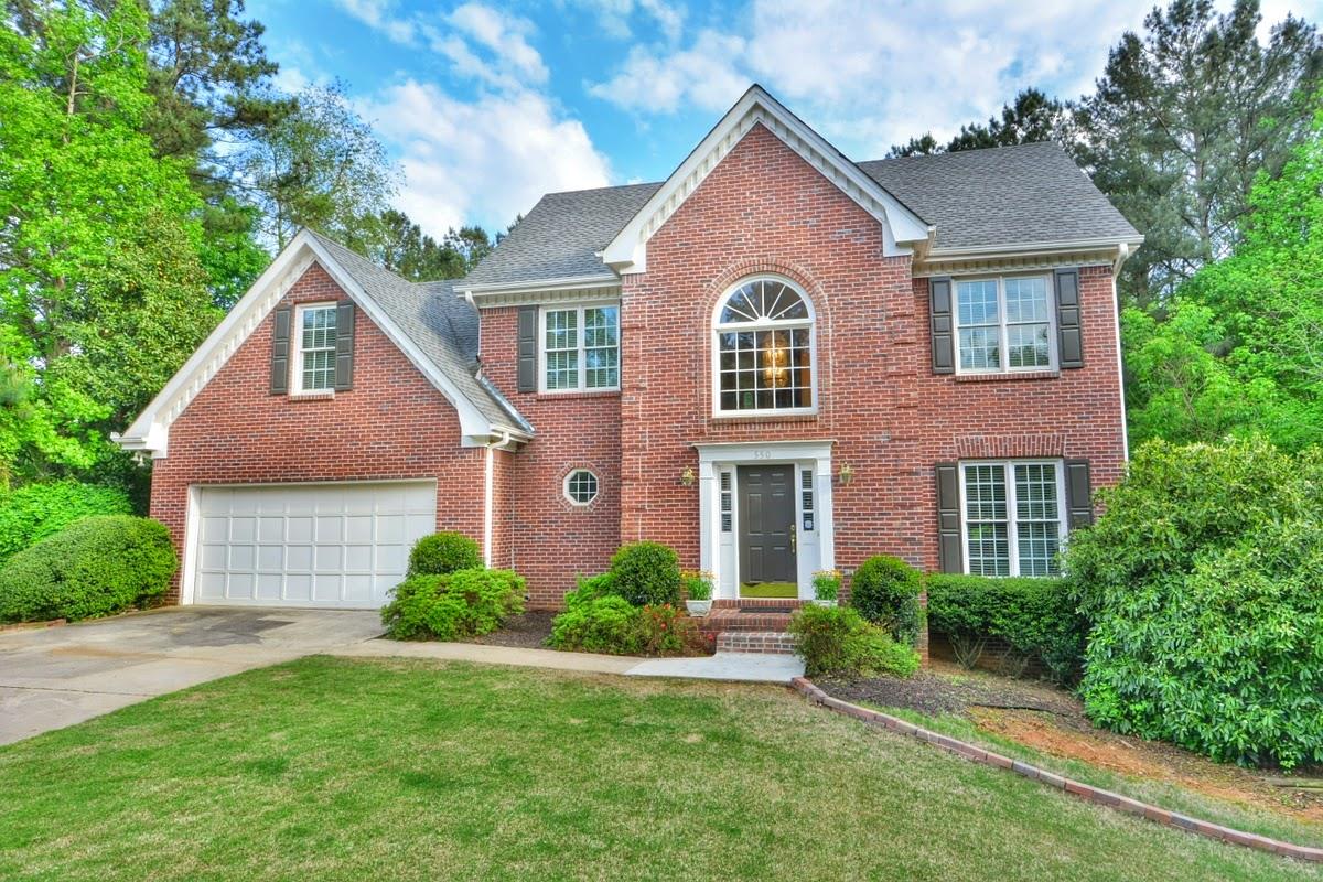 550 Shore Dr, Suwanee, GA 30024 photo 2
