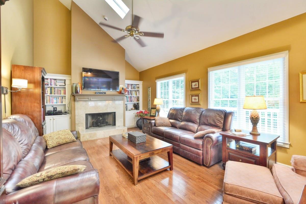 550 Shore Dr, Suwanee, GA 30024 photo 10